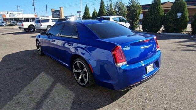 2019 chrysler 300 s