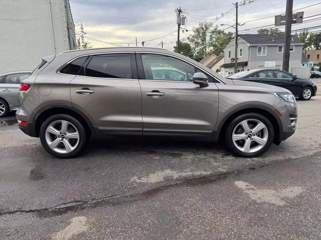 2017 lincoln mkc premiere