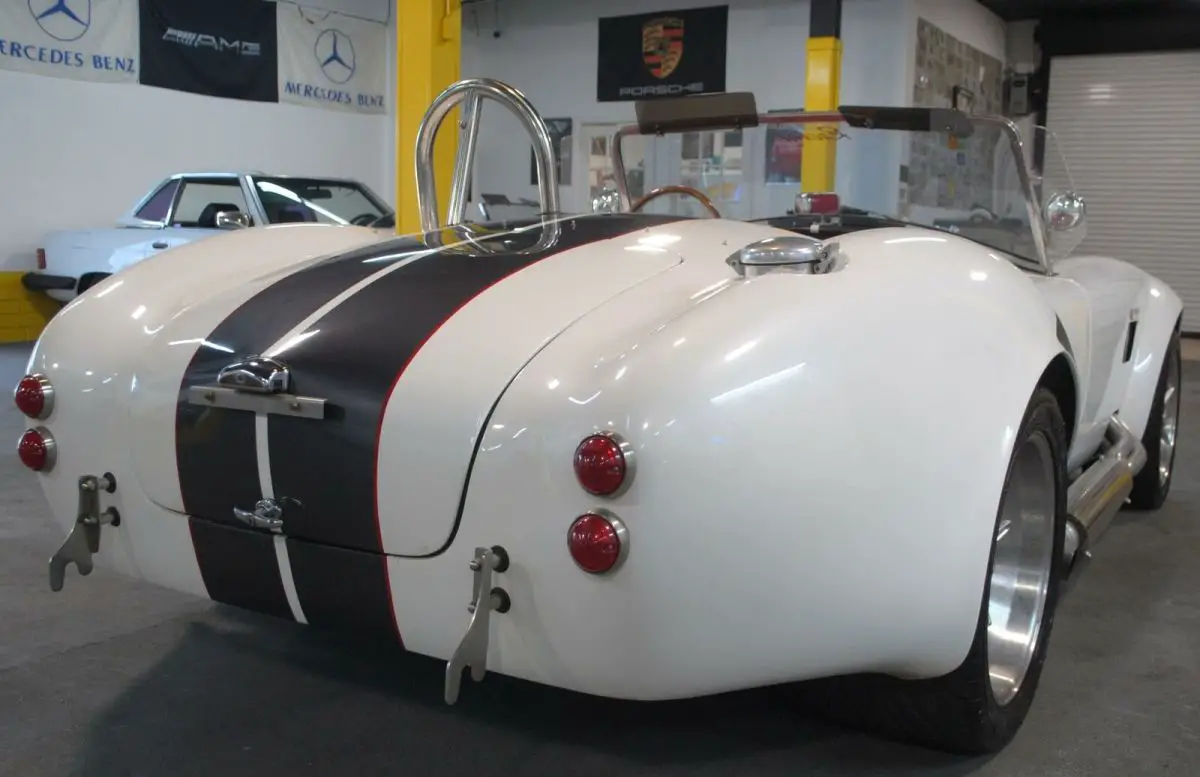 1965 shelby cobra 427 roadster replica, just 300 miles, brand new, no reserve
