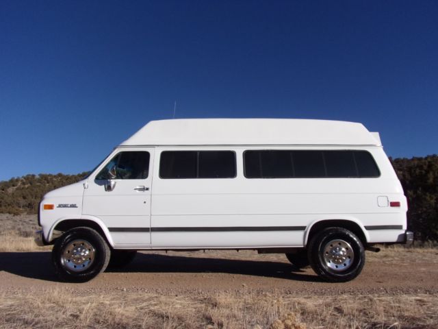 1994 chevrolet g30 sportvan turtle top wheelchair lift moto van camper vanlife