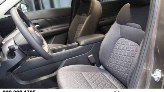 2025 Nissan Kicks