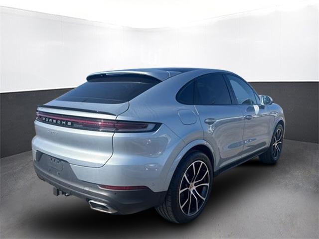 2024 porsche cayenne base