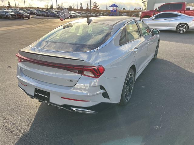 2022 kia k5 gt-line