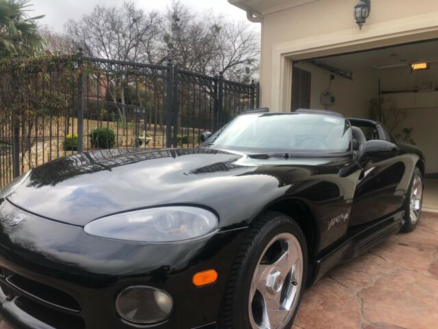 1993 dodge viper rt/10 8.0l v10 6-speed only 18k miles rare color + clean carfax