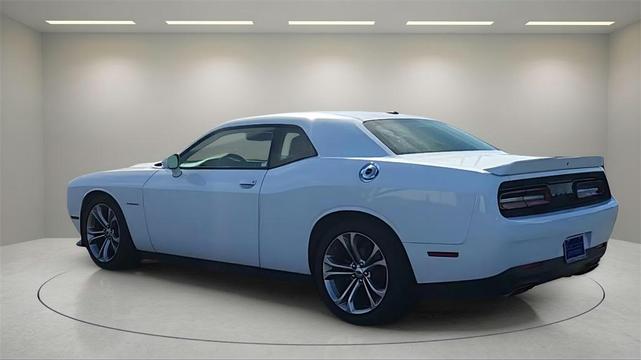 2022 dodge challenger r/t