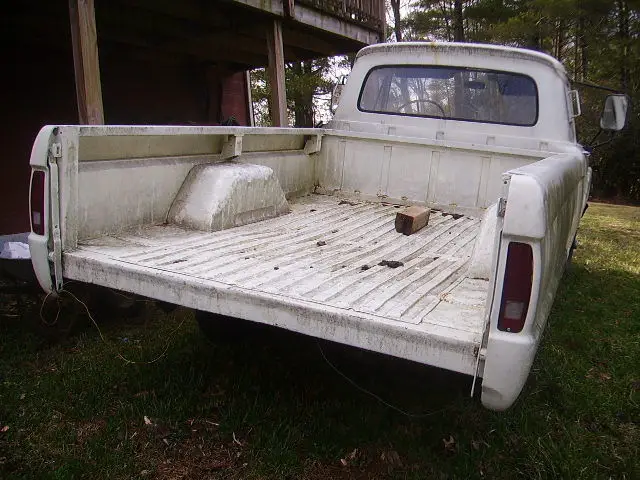 1965 ford f-100 4x4 and parts truck. 2 trucks and parts