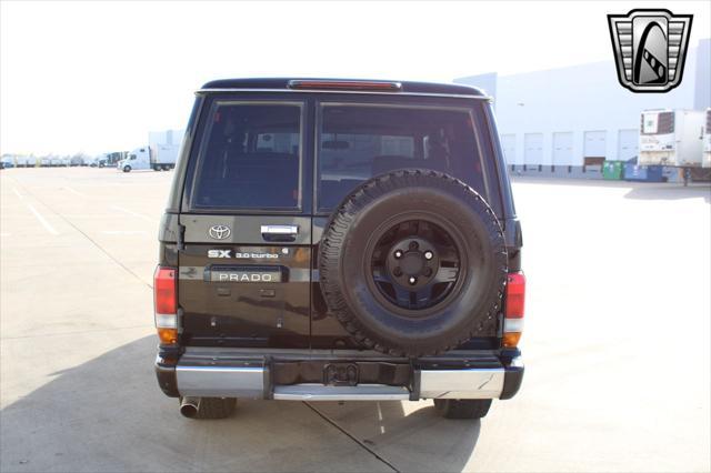 1994 toyota land cruiser base