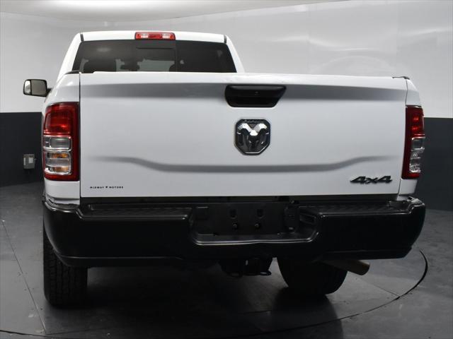 2022 ram 2500 tradesman crew cab 4x4 8' box