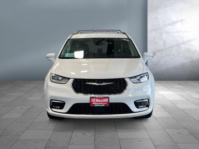 2022 chrysler pacifica touring l