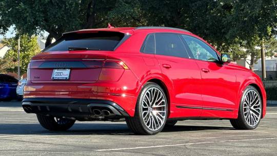 2024 Audi SQ8