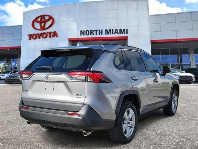 2020 toyota rav4 xle