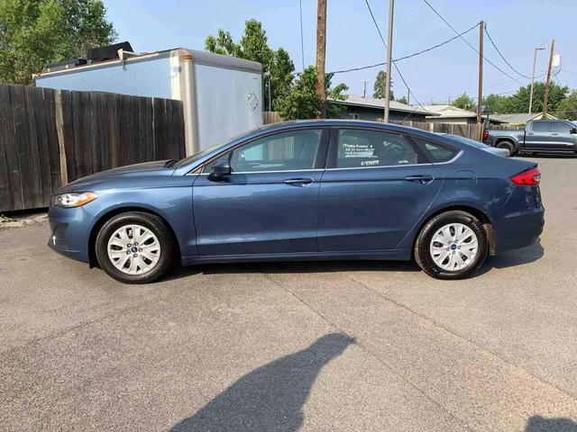 2019 ford fusion se