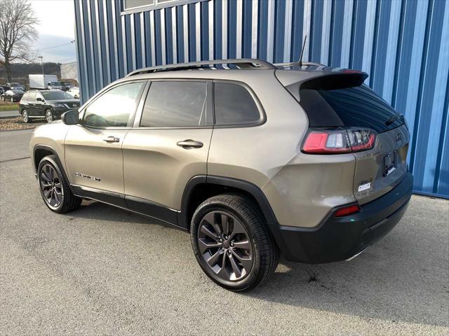2021 jeep cherokee latitude lux