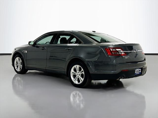 2017 ford taurus sel
