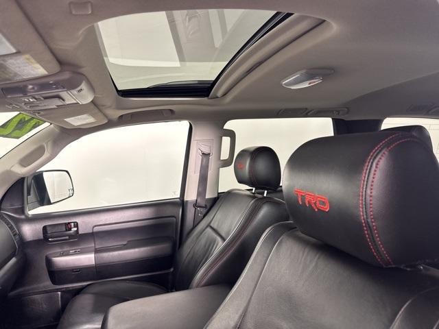 2022 toyota sequoia trd sport