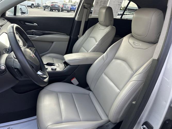 used 2019 cadillac xt4 awd luxury