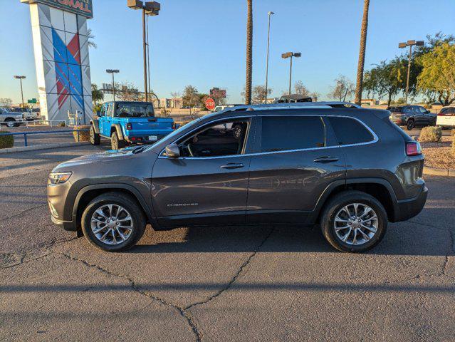 2021 jeep cherokee latitude lux