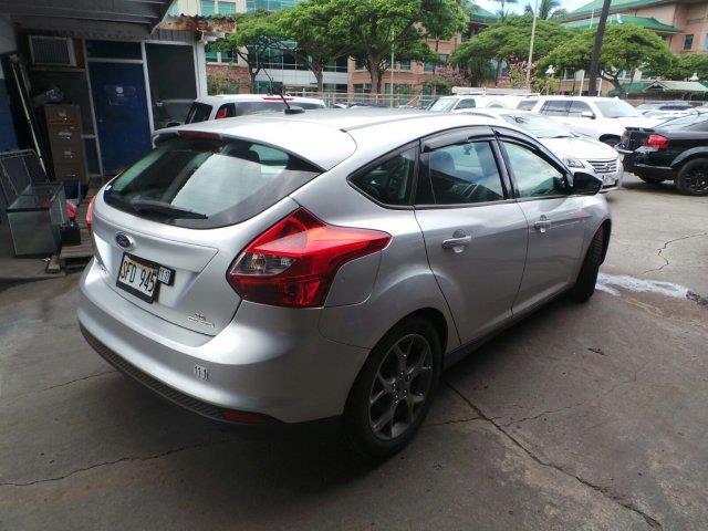 2014 ford focus se se 4dr hatchback for sale in honolulu, hawaii