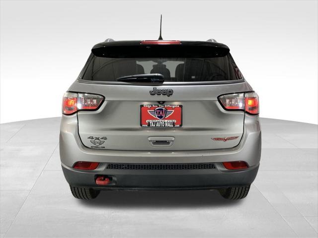2020 jeep compass trailhawk