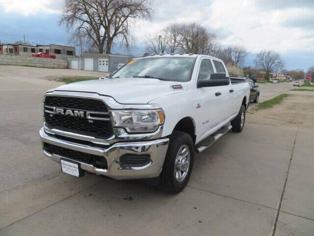2020 ram 3500 tradesman crew cab 4x4 8' box
