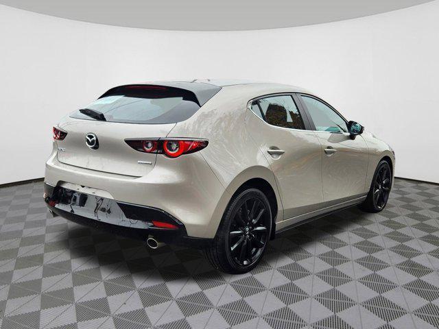 2024 mazda mazda3 fwd w/preferred package