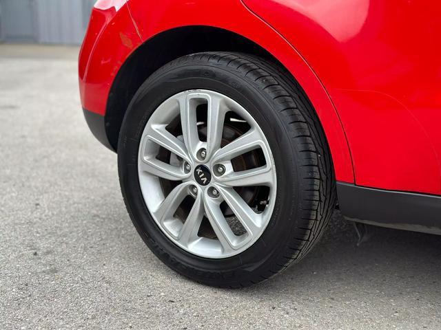 2019 kia soul +