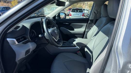 2023 Toyota Highlander