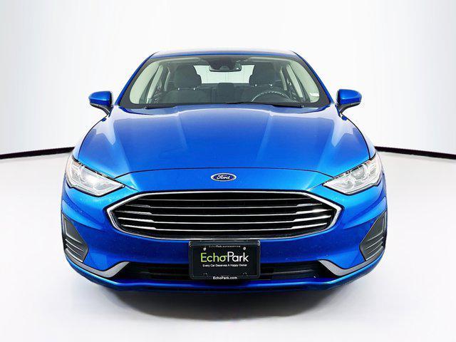 2019 ford fusion hybrid se