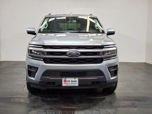 2022 ford expedition xlt max