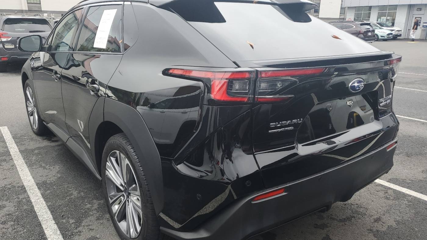 2023 subaru solterra touring