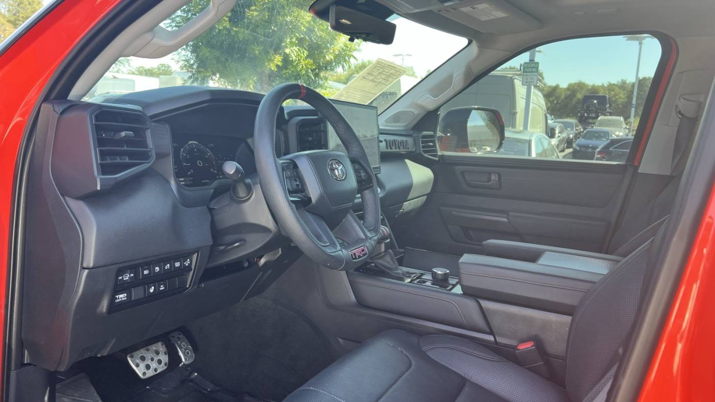 2023 toyota sequoia