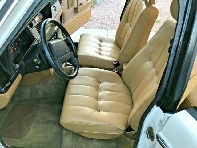 1989 volvo 240gl~~rust free~~excellent condition!!!