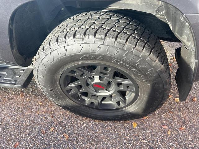 2022 toyota 4runner trd off road premium
