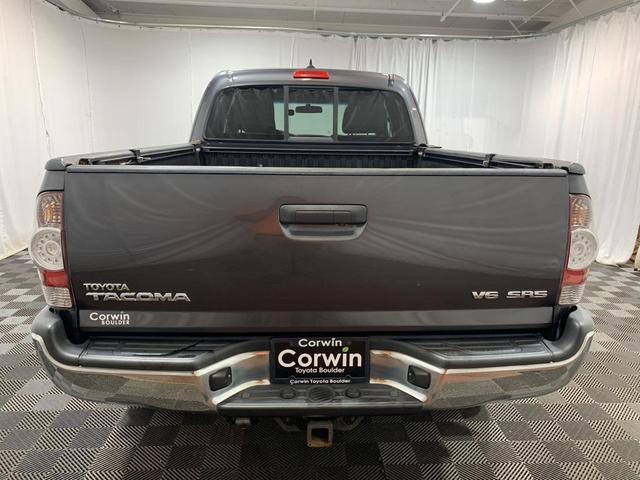 2015 toyota tacoma base