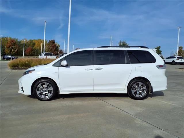 2019 toyota sienna l