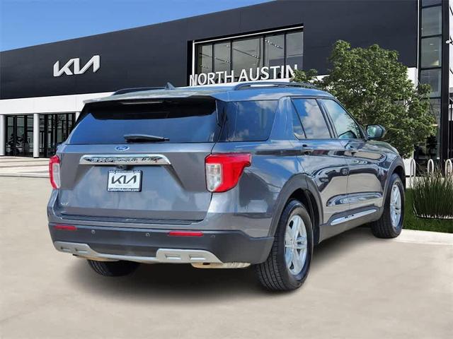 2021 ford explorer xlt