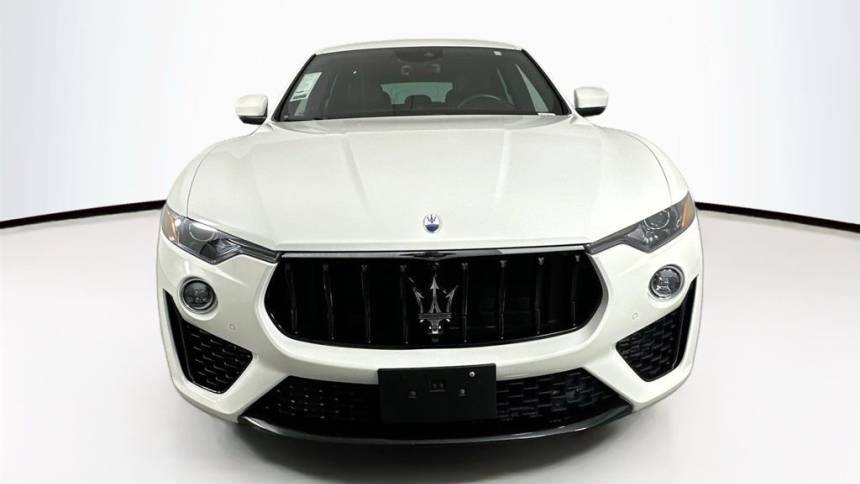 2023 maserati levante modena