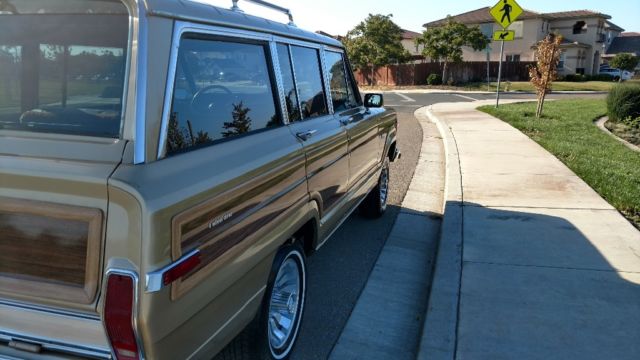 1984 jeep grand wagoneer 83k original miles excellent condition