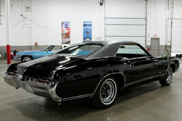 1969 buick riviera 27236 miles black 430 v8 manual