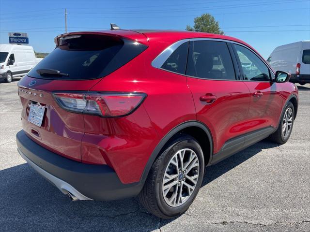 2022 ford escape sel