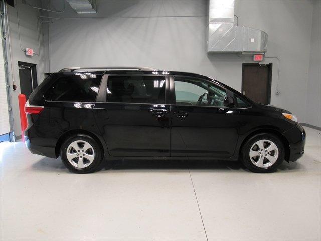 used 2015 toyota sienna le sioux falls, sd 57107 for sale in sioux falls, south dakota