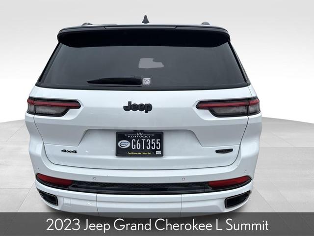 2023 jeep grand cherokee l summit
