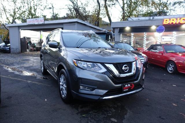 2017 nissan rogue sv