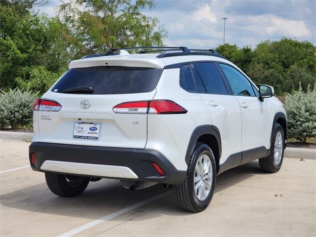 2022 toyota corolla cross le