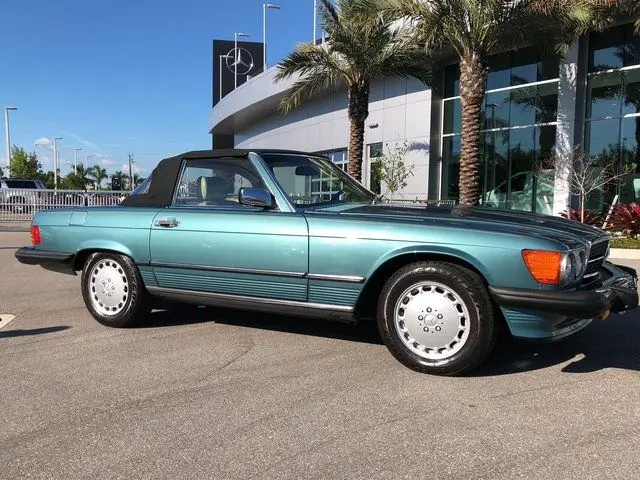 1989 mercedes-benz 560 series 560sl sea foam green automatic