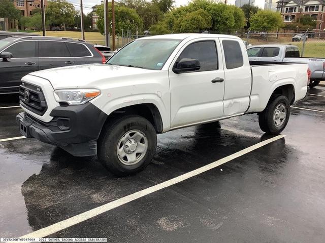 2022 toyota tacoma sr
