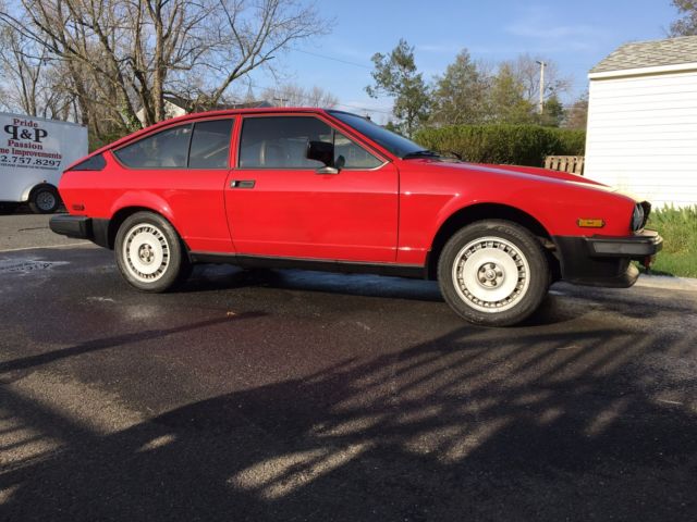 alfa romeo gtv6 1981 red rust free 68k miles velour interior well documented