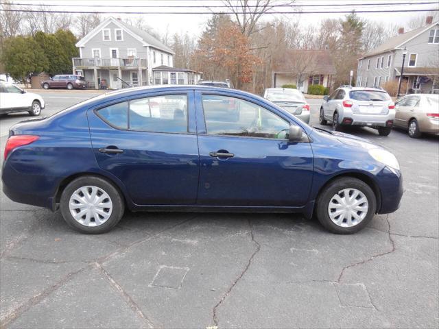 2012 nissan versa 1.6 s