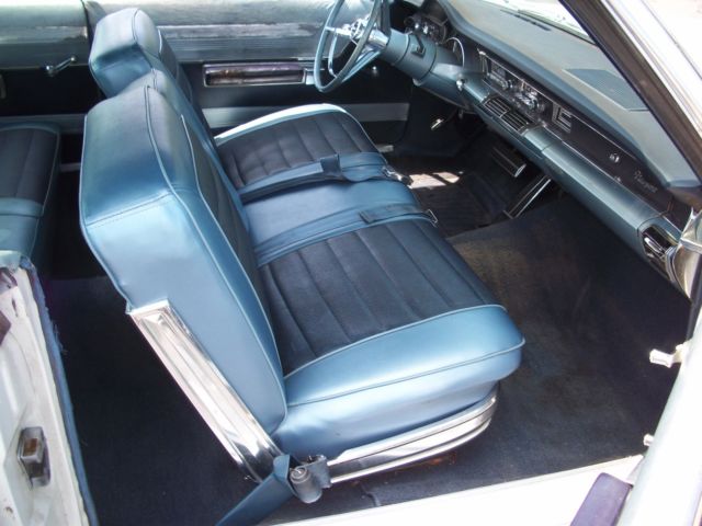 1966 chrysler newport 2drht