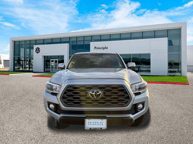 2023 toyota tacoma sr